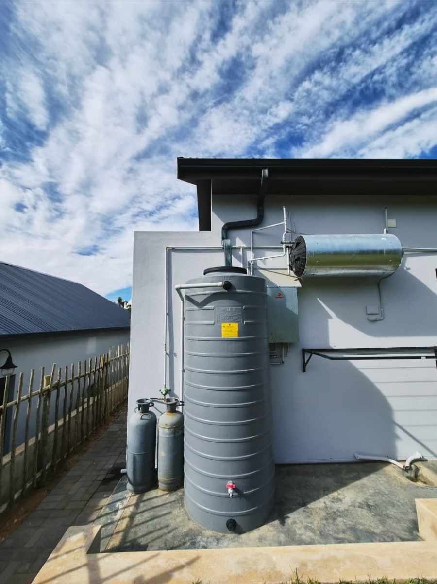 2 Bedroom Property for Sale in Stilbaai Wes Western Cape